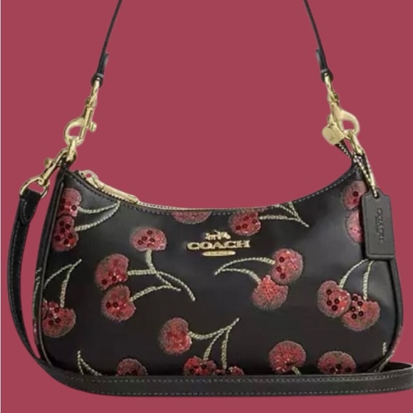 Coach Cherry Print Leather Teri NWT - Picture 2 of 5